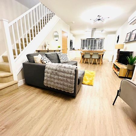The Duplex Margate With Deck & Living Space Air Conditioning Luaran gambar