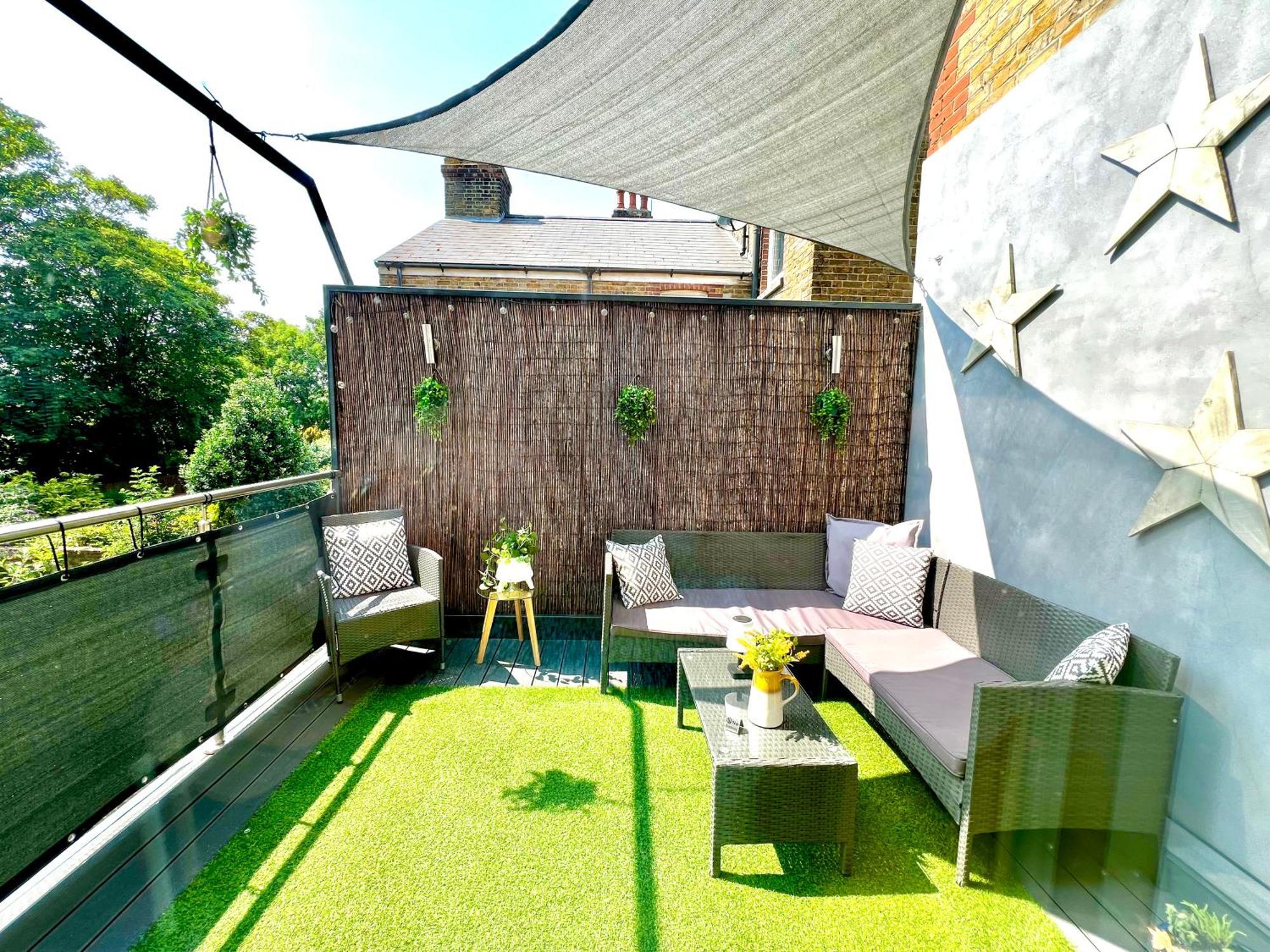 The Duplex Margate With Deck & Living Space Air Conditioning Luaran gambar